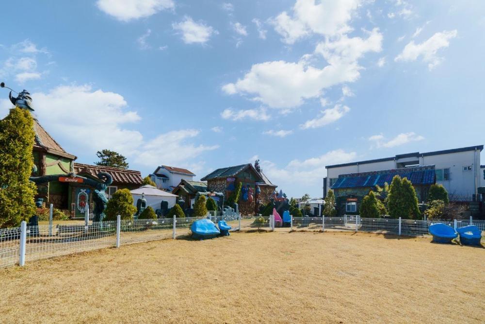 Lala Land Pet Friendly Pension Gyeongju Zewnętrze zdjęcie